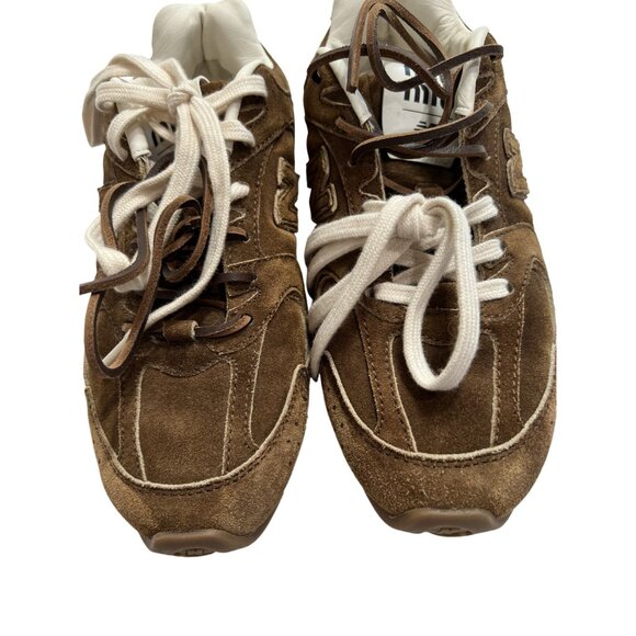 New Balance x Miu Miu 530 SL Suede Sneakers in Cinnamon - Picture 6 of 11